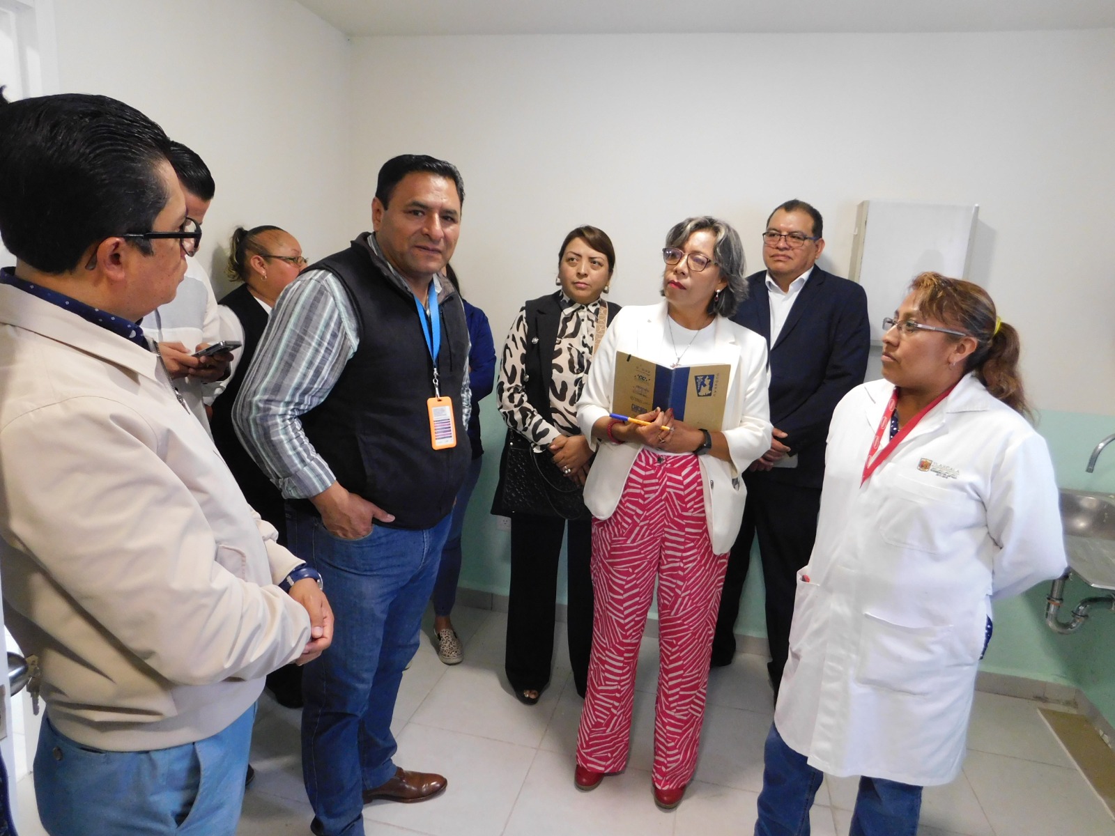 Constata Comisión de Seguridad e Higiene del SNTSA avances en Centro de Salud de San Mateo Tepetitla